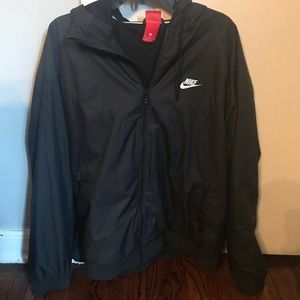 Nikes Men Windbreaker